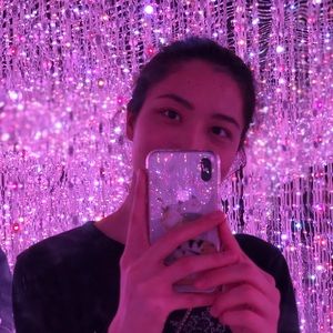 Meet your Posher, Nicole